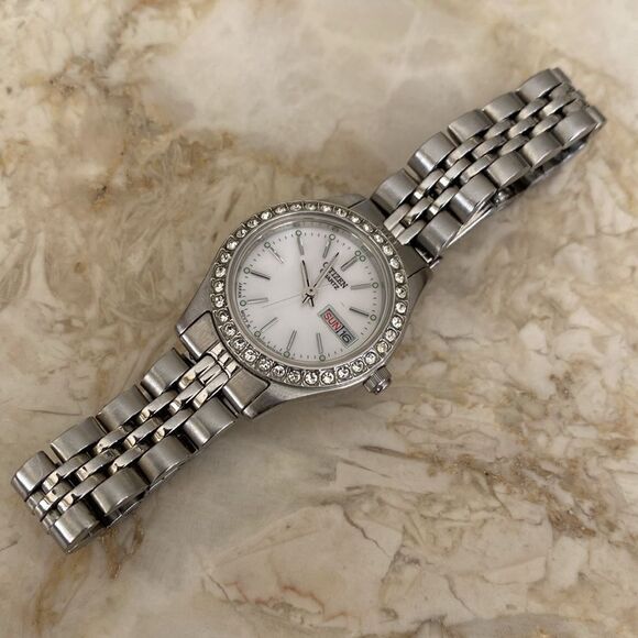 Citizen Quartz Swaroski Crystal Bezel Stainless Steel Watch Mother-of-Pearl Dial - Picture 5 of 11